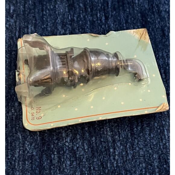 *Holly Hobbie Vtg 1975 Black Pot Belly Miniature Die Cast METAL STOVE #9D New - Picture 6 of 7